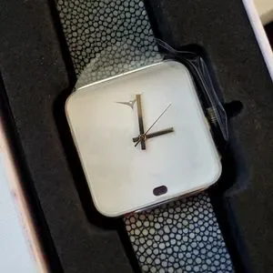 Zinvo | Accessories | New Zinvo Vivid Grey Stingray Strap 